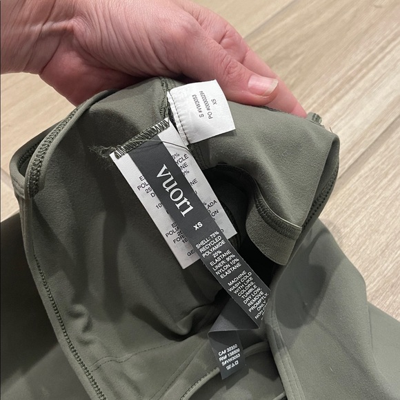 NWT Vuori AllTheFeels Onesie romper 1 piece 6” PISTACHIO Sz XS VW3053 - Picture 4 of 9